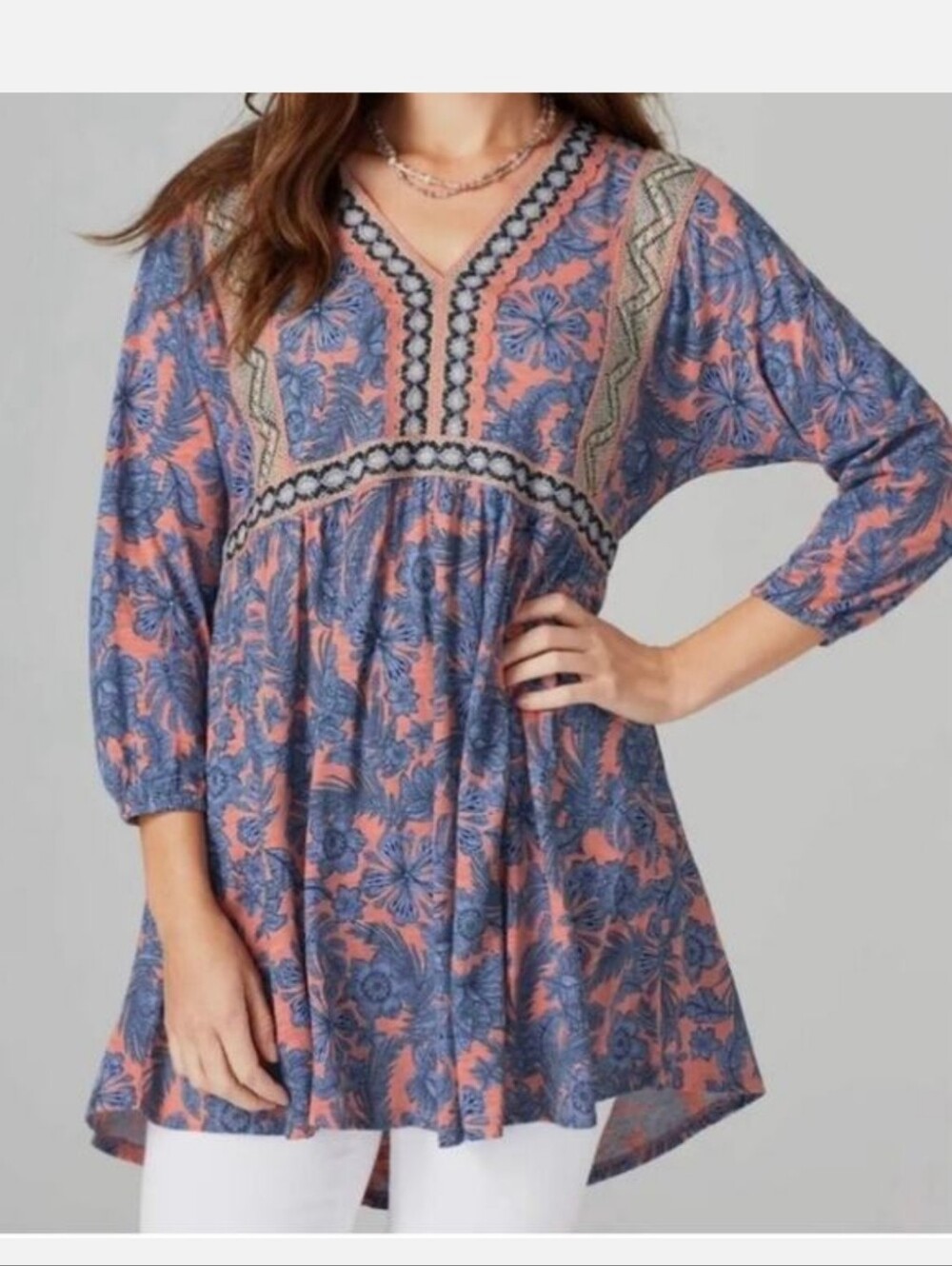 J Jill nice TUNIC TOP size medium 3/4 SLEEVE v-neck BLUE & CORAL embroidered yok